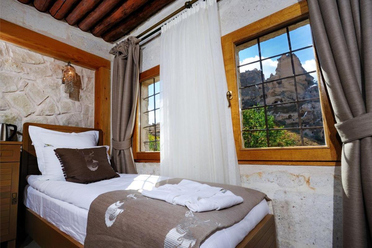 Anatelein Cave Hotel Üçhisar Exterior foto