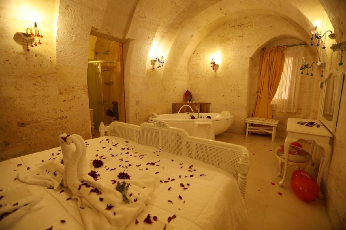 Anatelein Cave Hotel Üçhisar Quarto foto