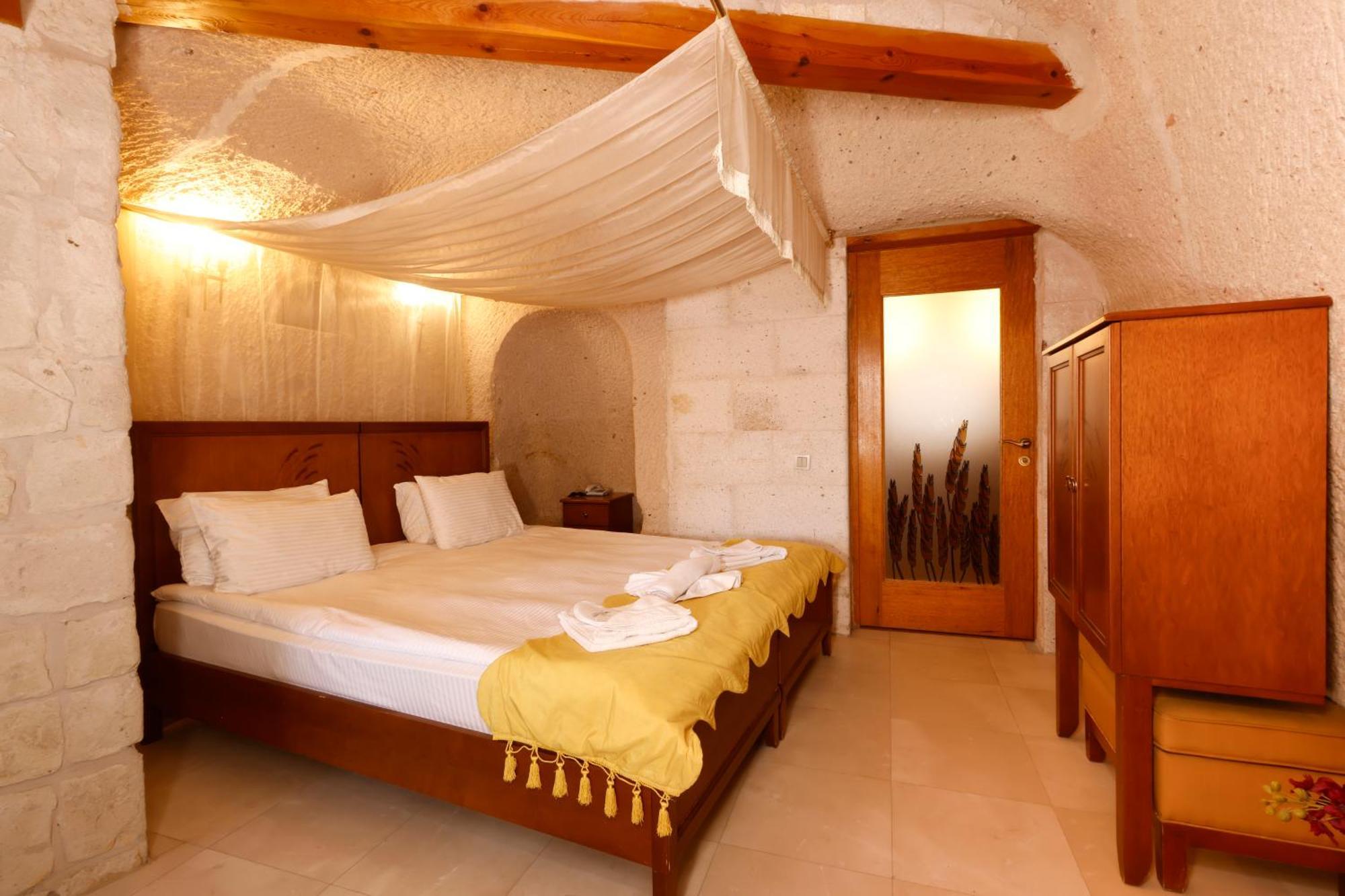 Anatelein Cave Hotel Üçhisar Exterior foto