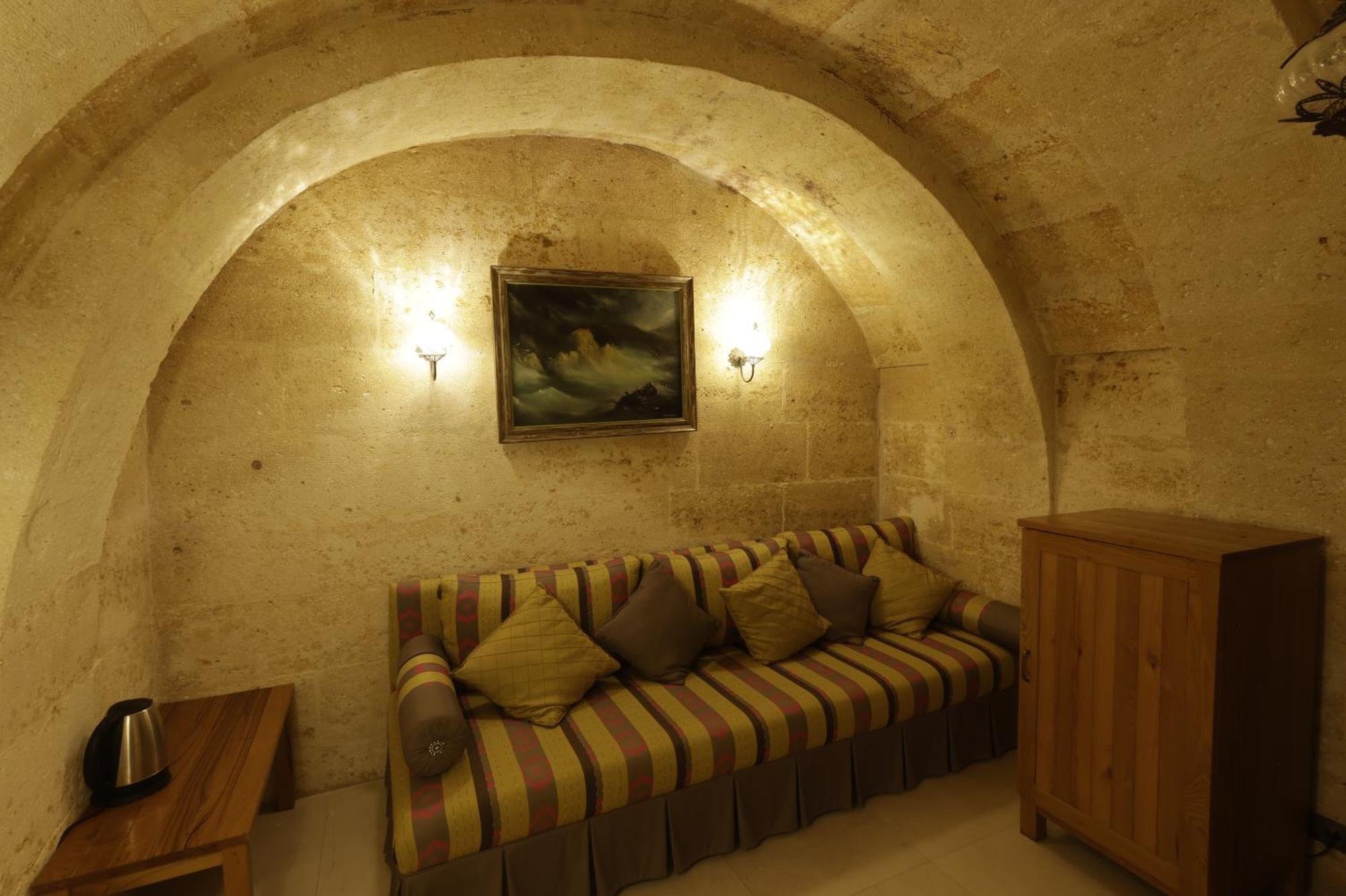 Anatelein Cave Hotel Üçhisar Exterior foto