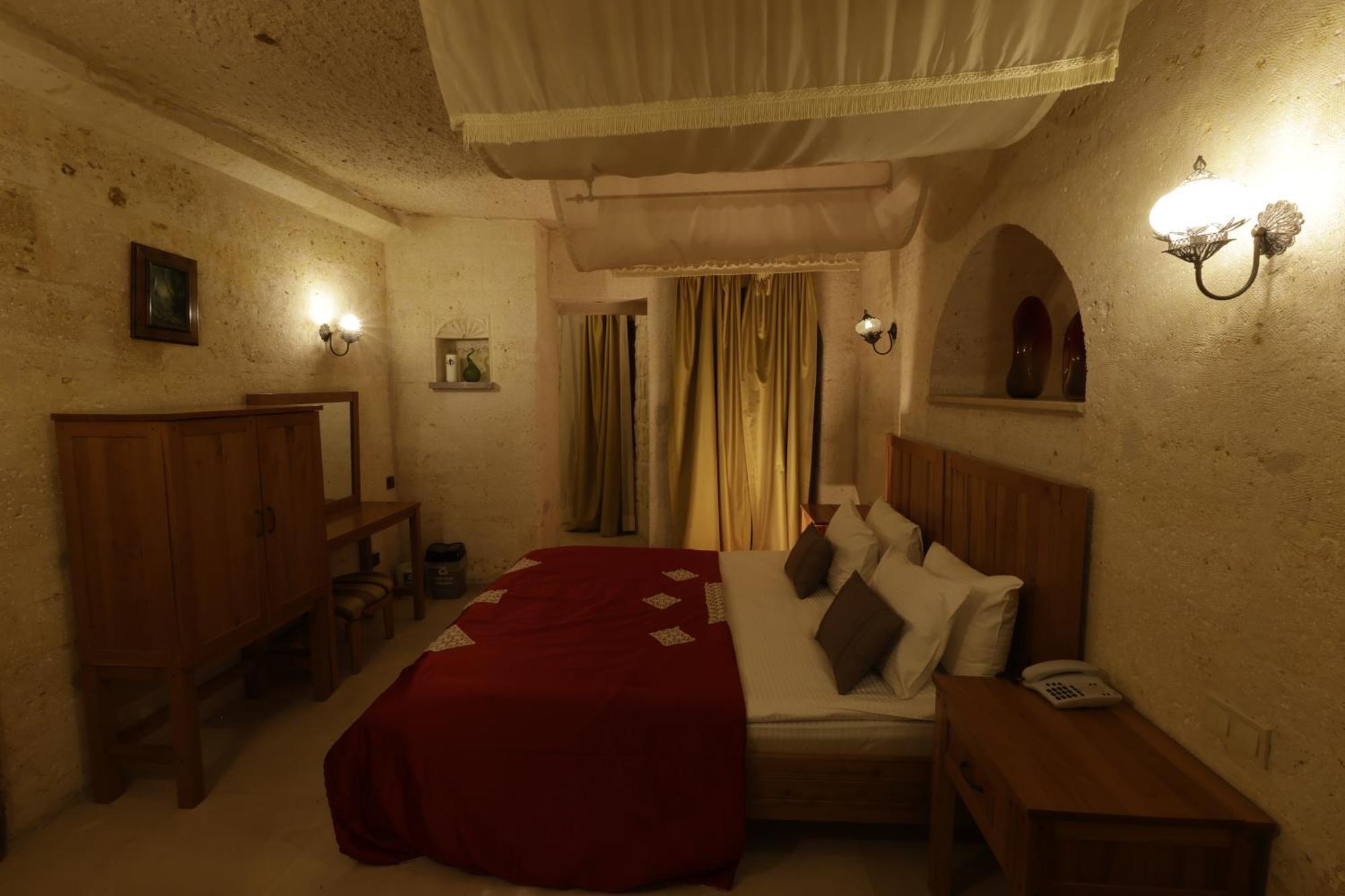 Anatelein Cave Hotel Üçhisar Exterior foto