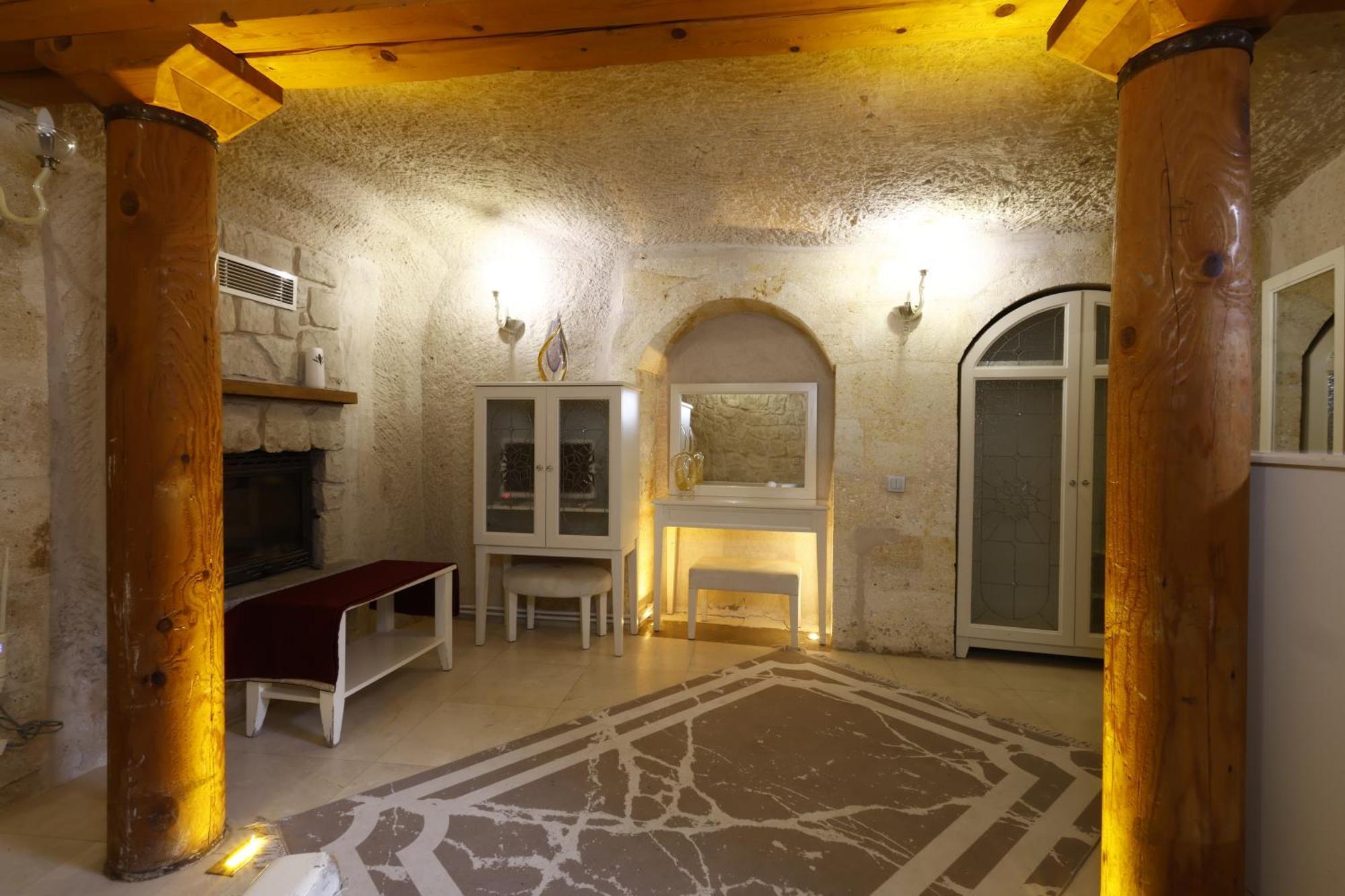 Anatelein Cave Hotel Üçhisar Exterior foto